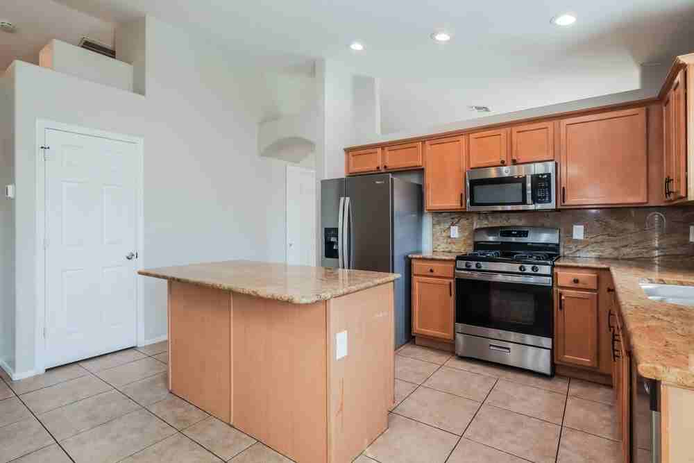 5861 W Agave Bloom Ln - Photo 5 of 16