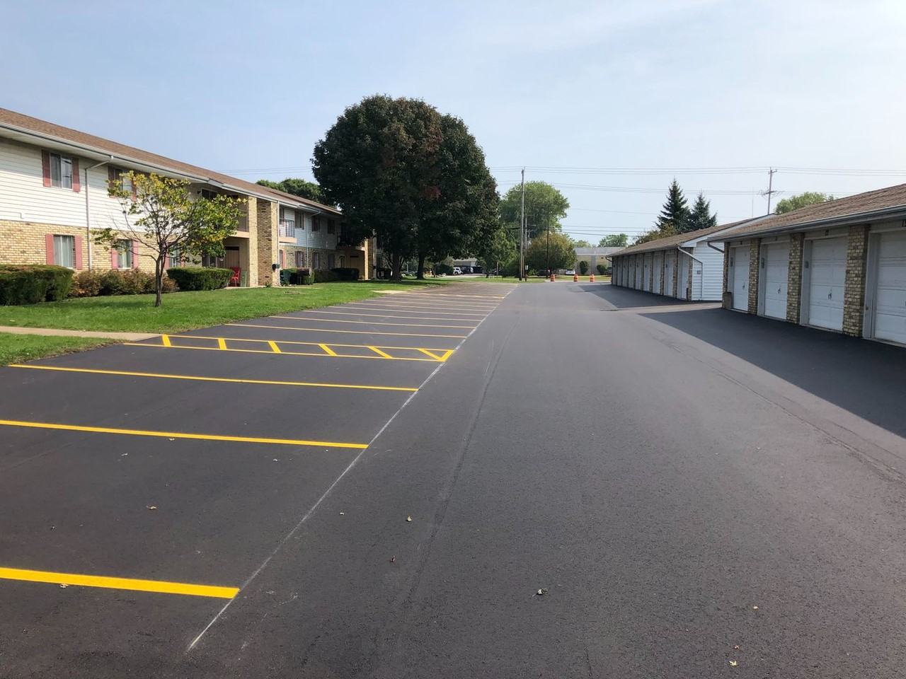 Lakewood Apartments - Photo 4 of 42