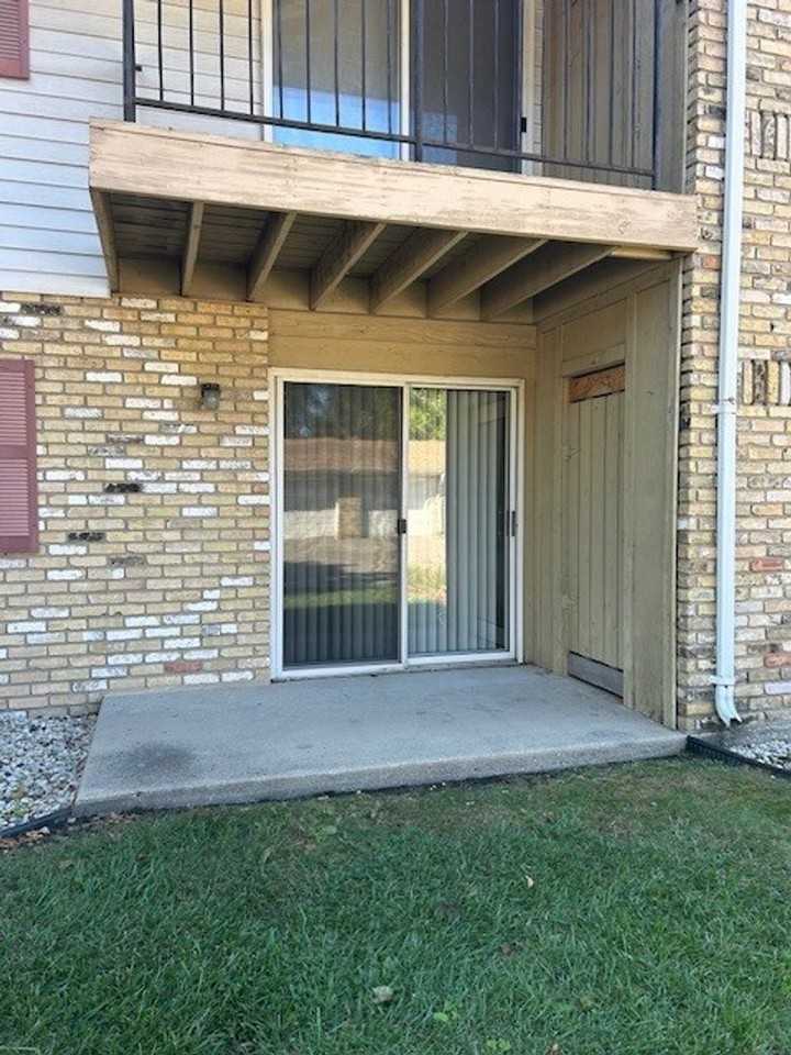 Lakewood Apartments - Photo 5 of 42