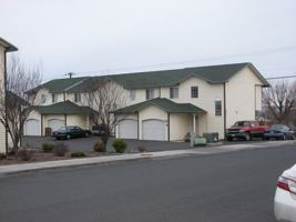 featured image of 1306 S Skyline Dr