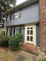 featured image of 5621 Hamstead Xing