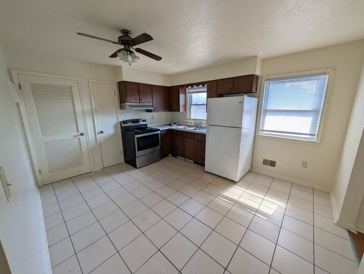 3442 Heatherfield Dr - Photo 3 of 6