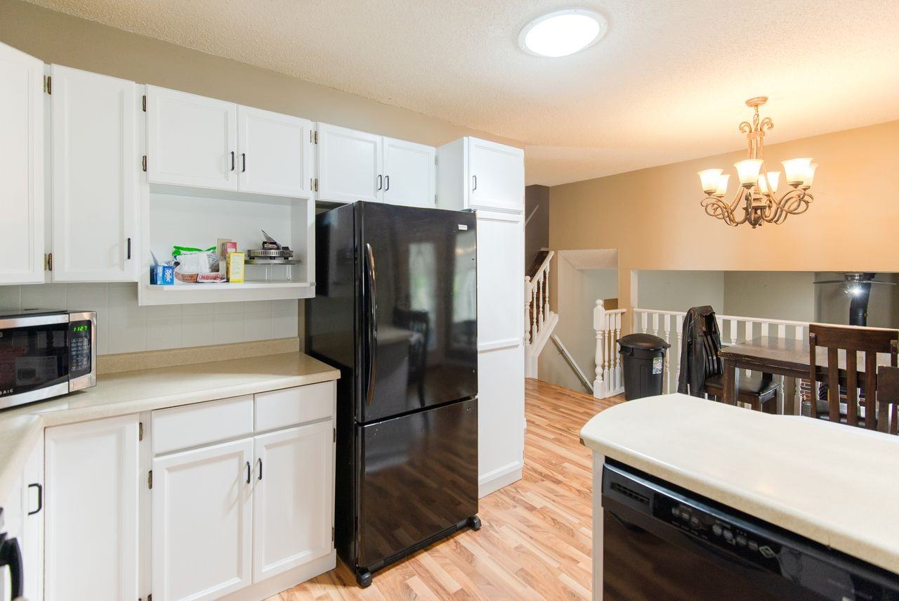 4014 41 Ave #1 - Photo 4 of 30