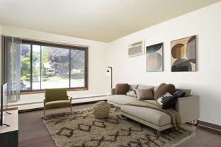 Xerxes Manor Apartments - Photo 1 of 1