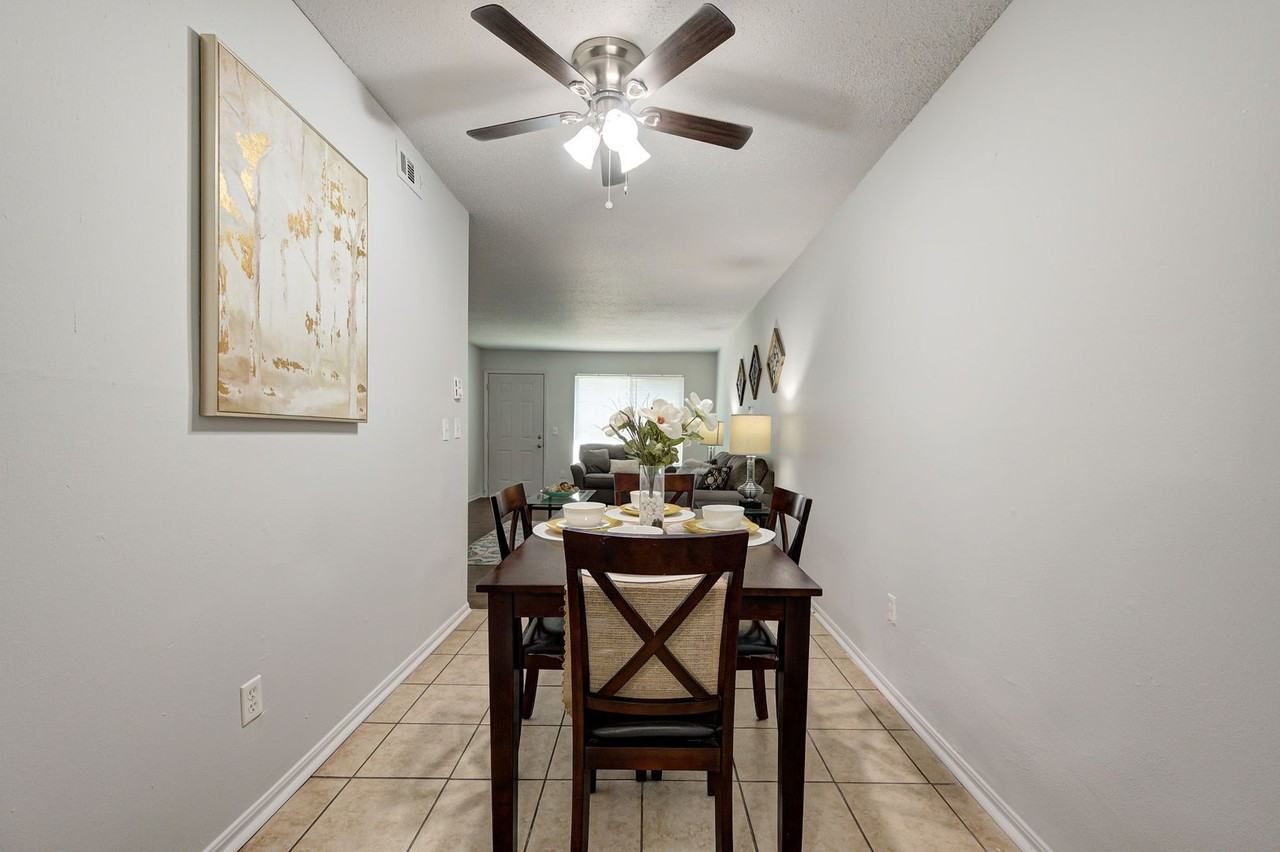 The Shelton Apartments - Photo 5 of 46