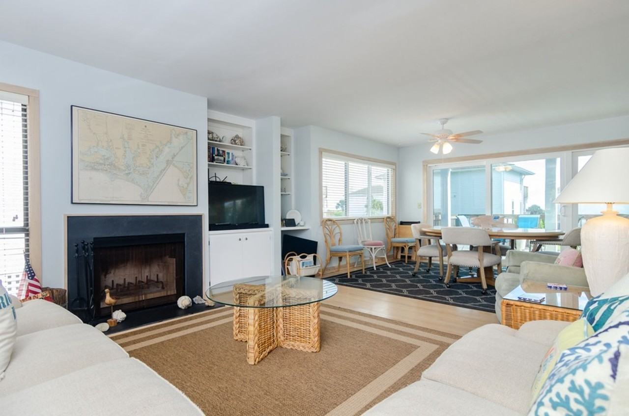 9 Sea Oats Condos - Photo 2 of 49