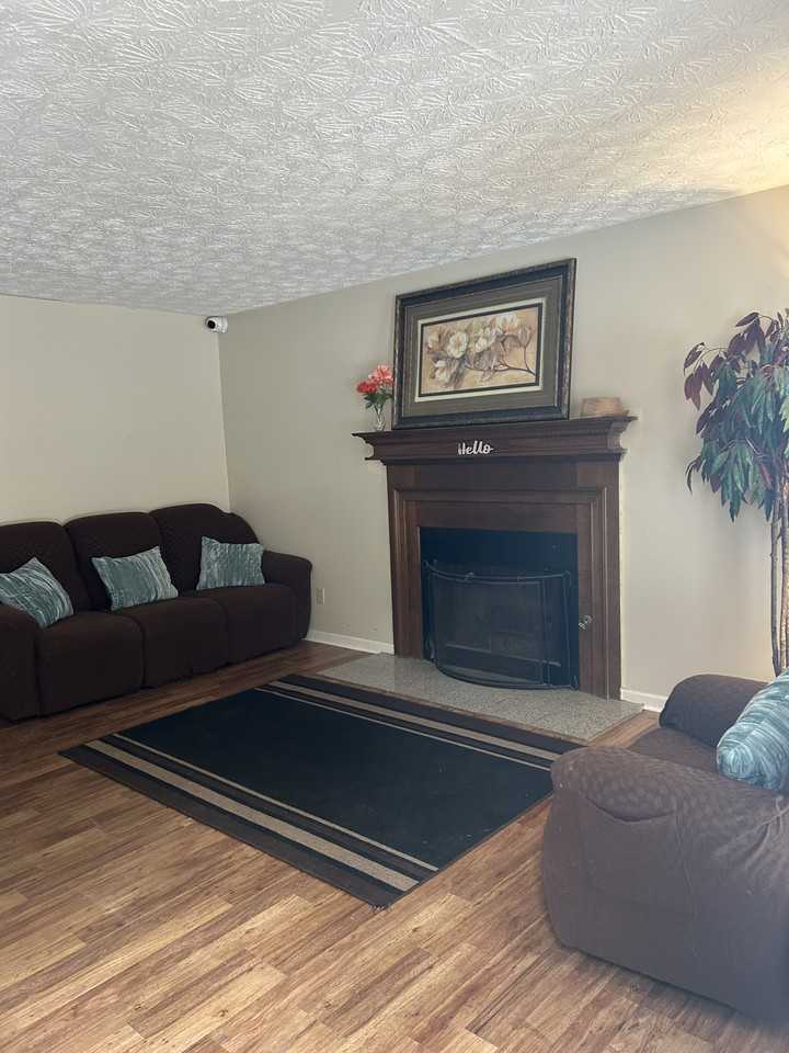 903 Forest Pointe Way - Photo 3 of 11