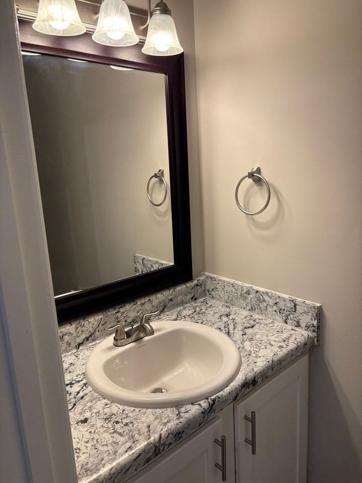 The Domain on Donahue - Photo 4 of 15