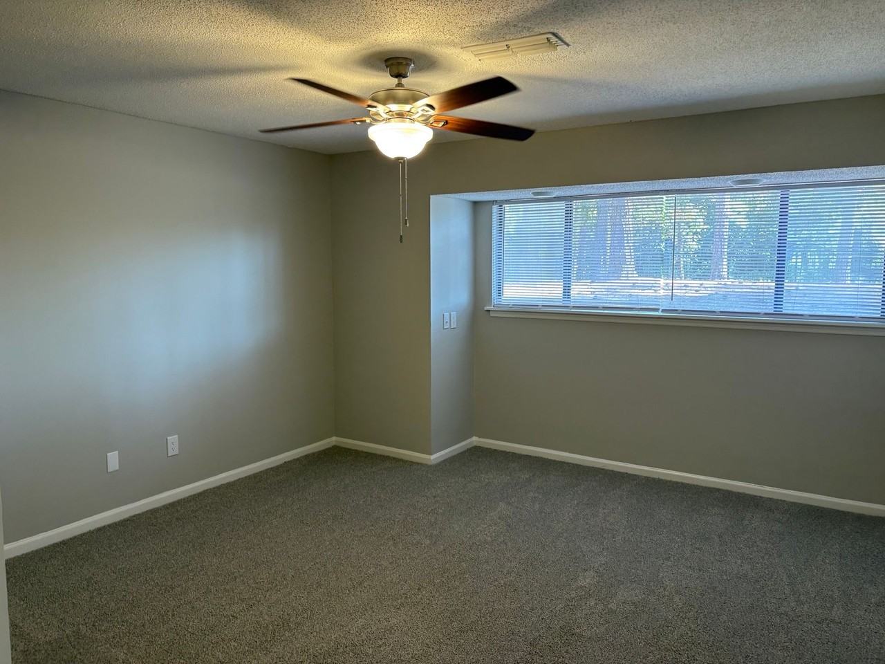 The Domain on Donahue - Photo 6 of 15