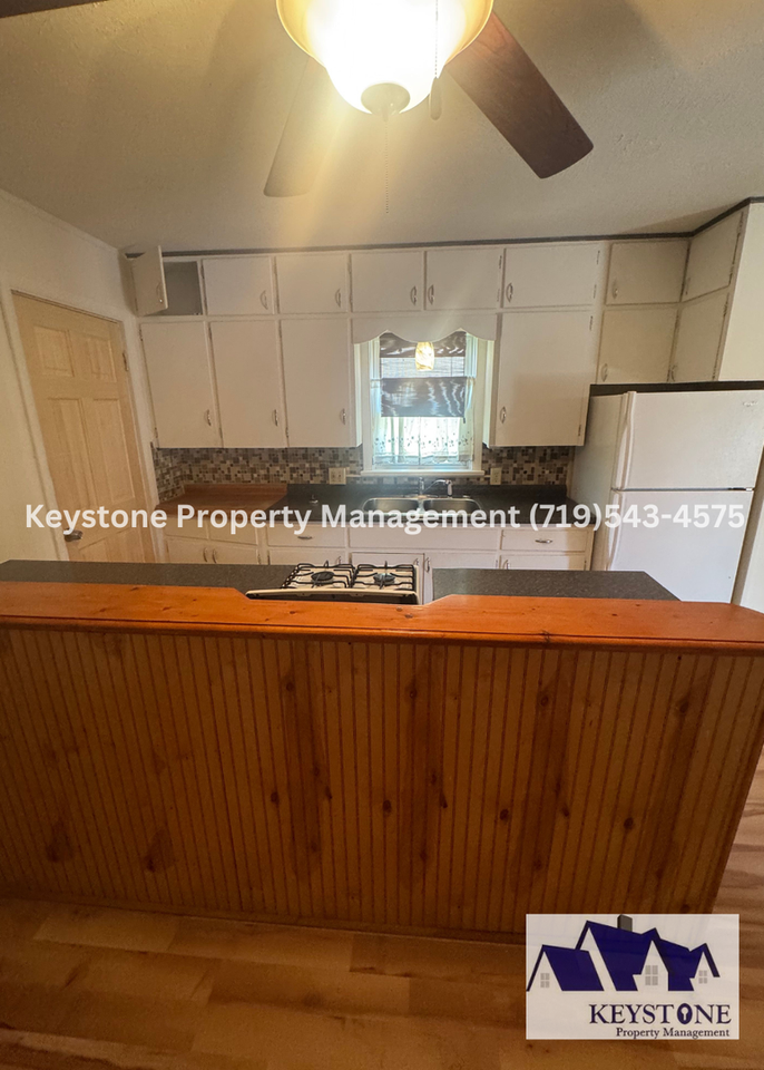 411 West 12th Street - Photo 7 of 12