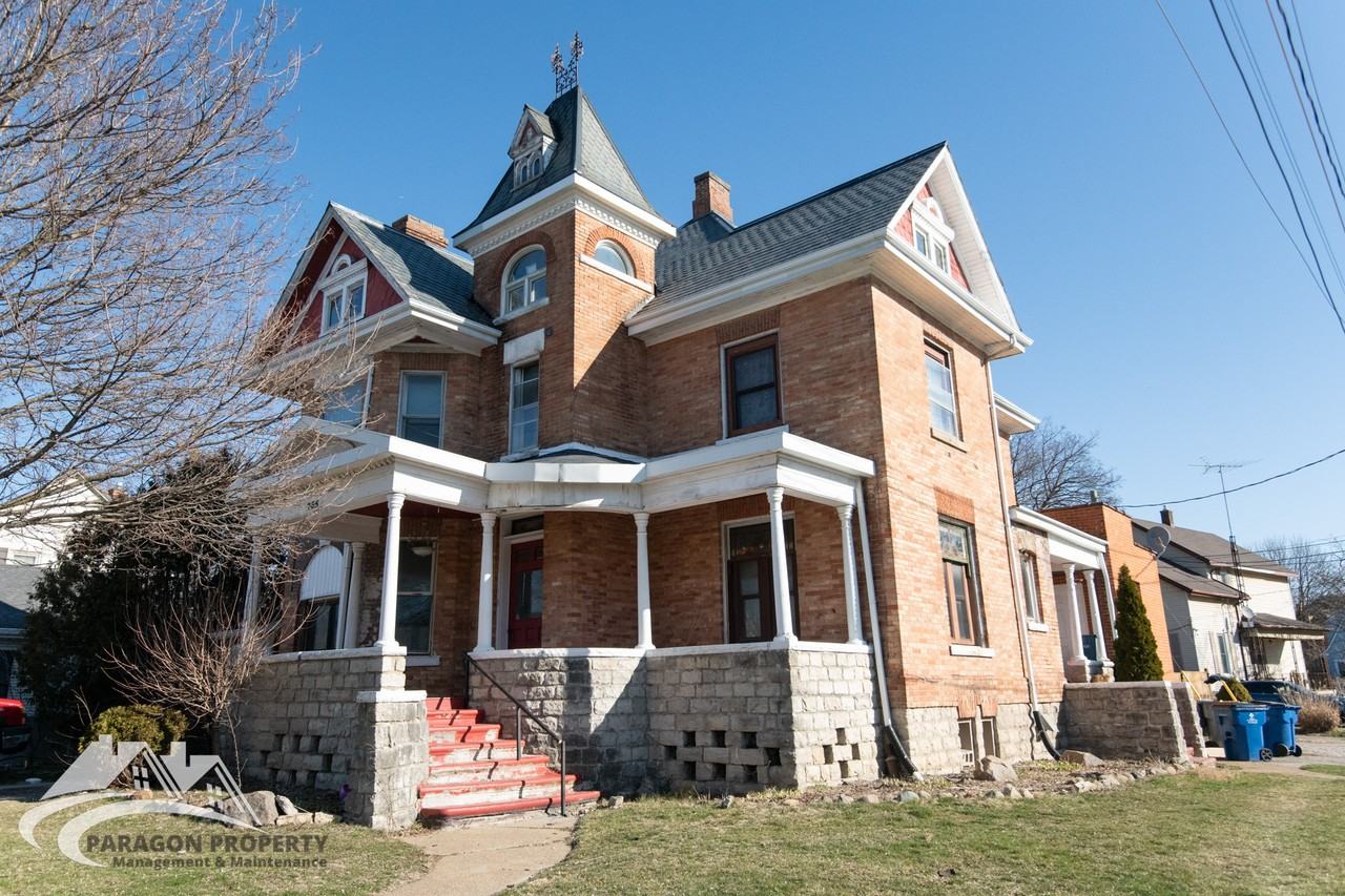 265 Queen Street #3 - Photo 2 of 10