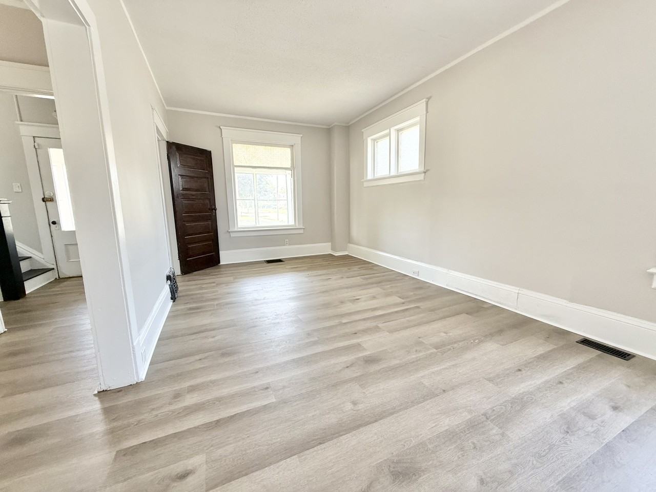 55 Prince St S #1 - Photo 3 of 17