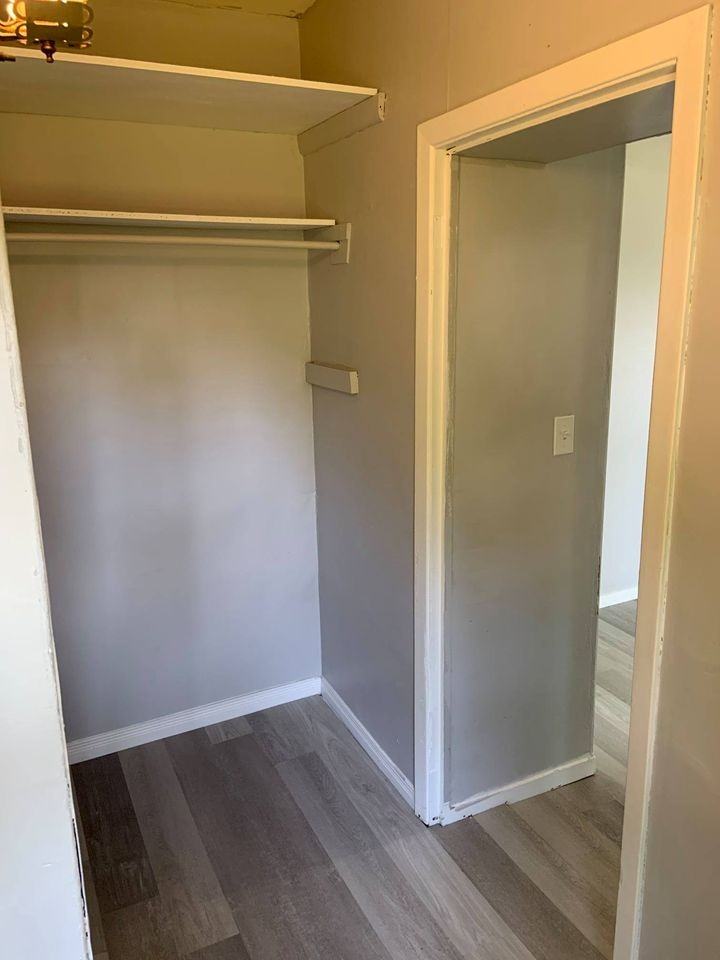 102 Wellington Street East #1 - Photo 7 of 12