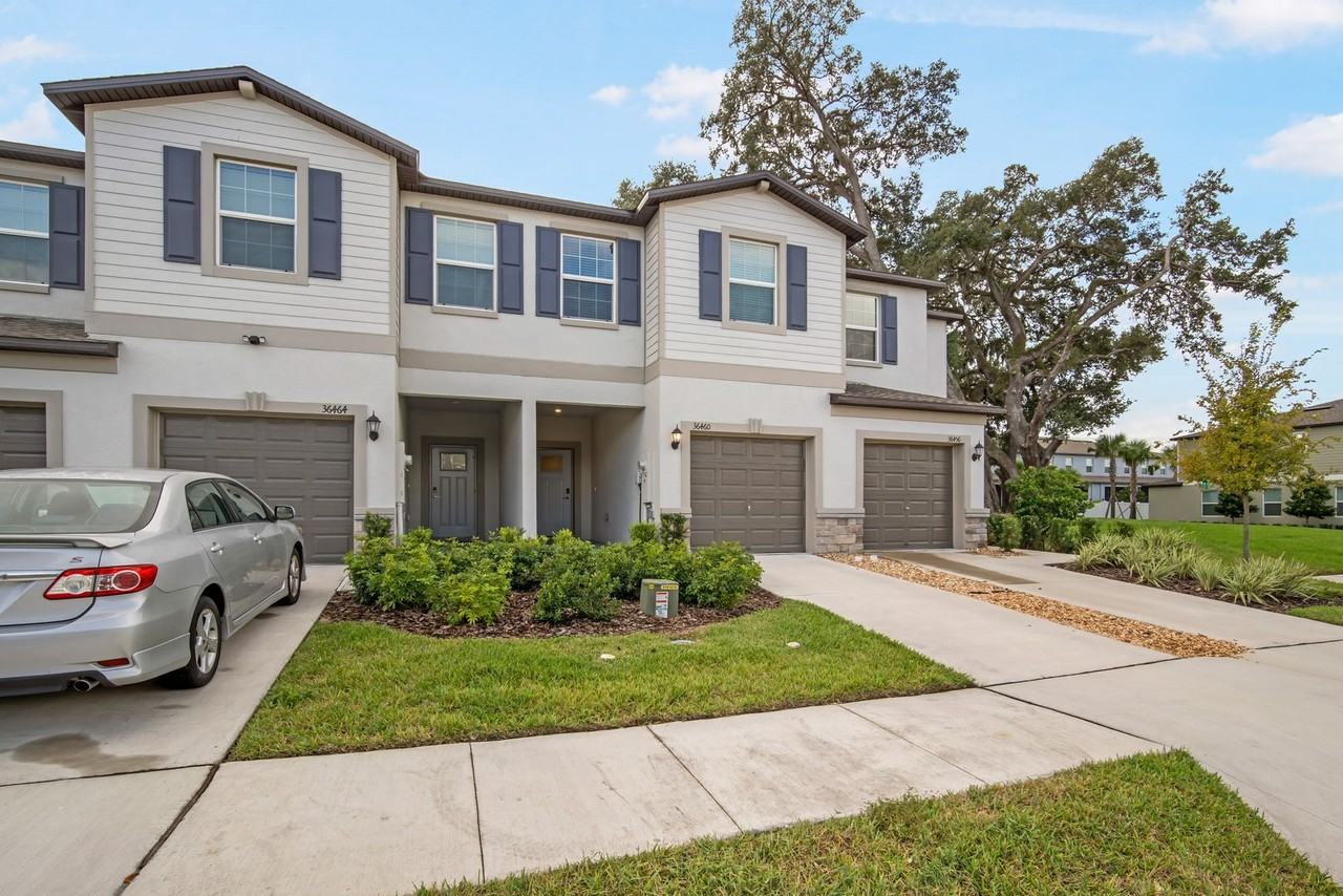 36460 Well Hill Way - Photo 3 of 26