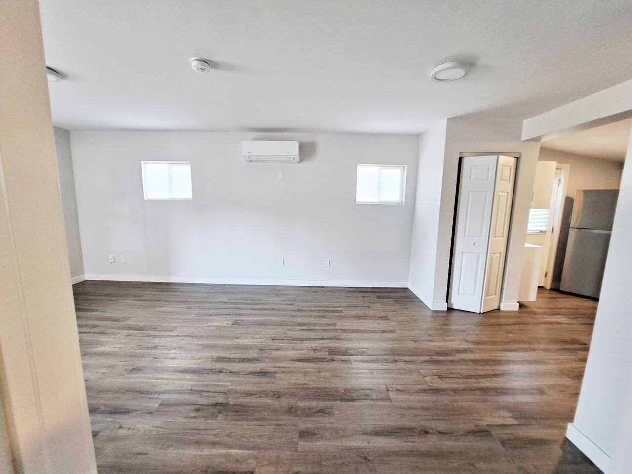 17 Oak St #1 - Photo 3 of 9