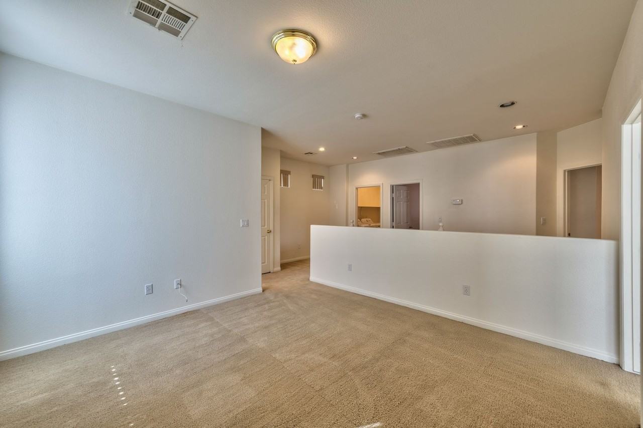 6265 Winston Falls Ave - Photo 7 of 19