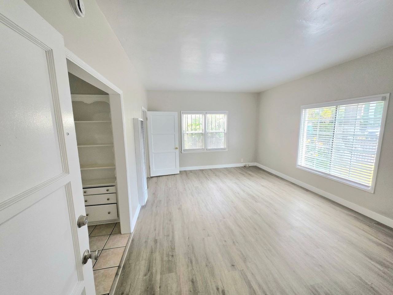 LB2375 (OWNER APPROVAL) - Photo 3 of 16