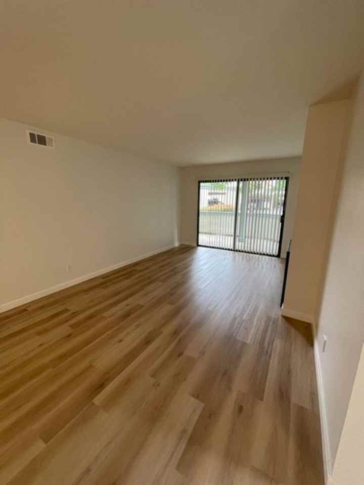 3530 W Sweetbay Ct #A - Photo 5 of 33