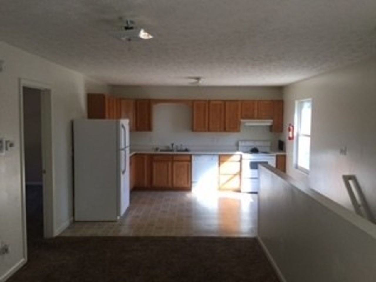 1201 N Woodburn Ave - Photo 2 of 7