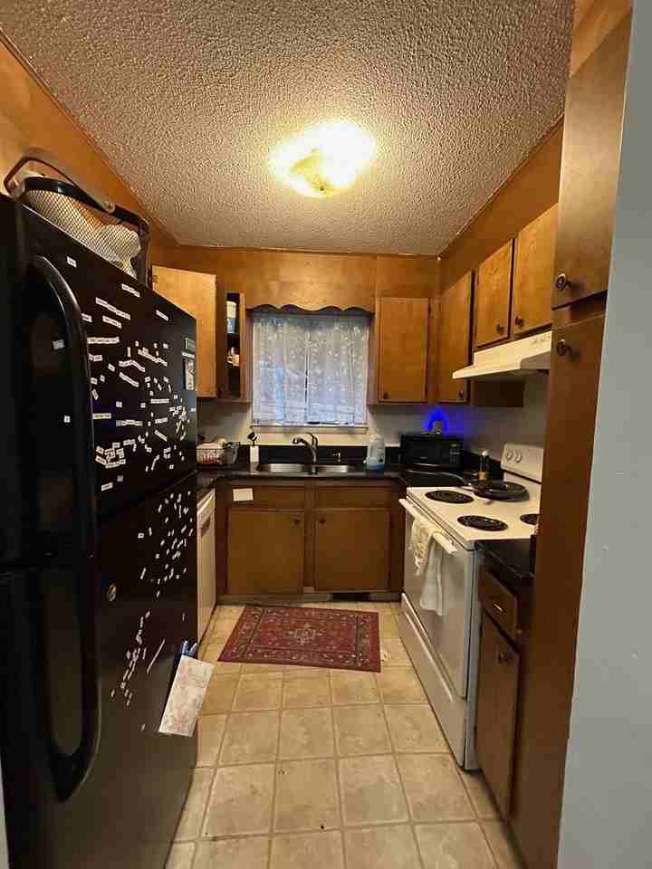 205 Sunrise Ln - Photo 5 of 26