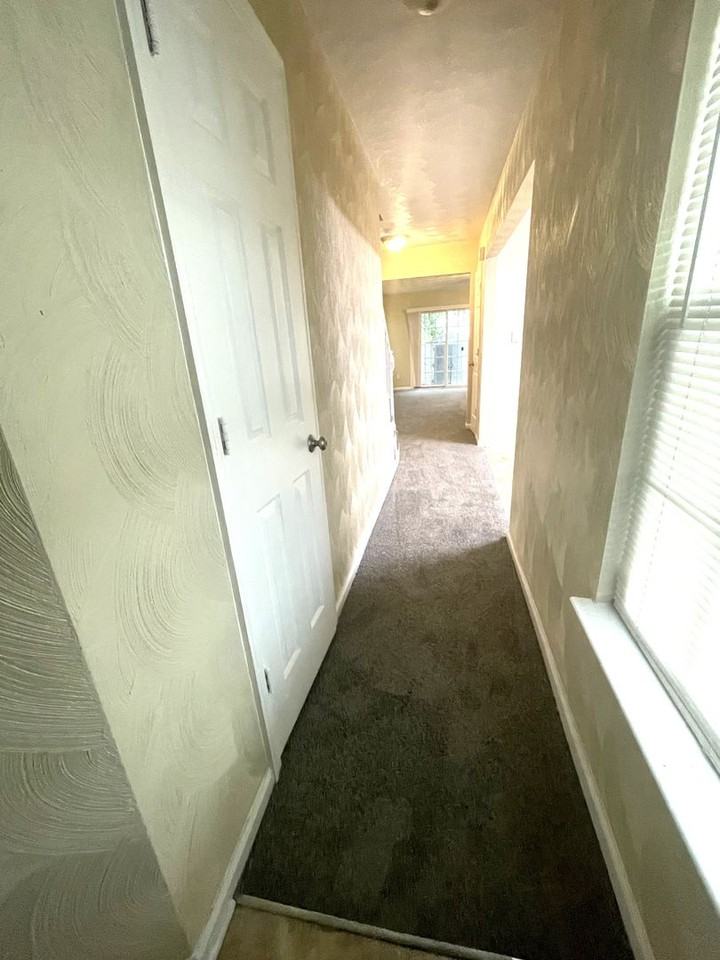 309 W 30th St - Photo 2 of 41