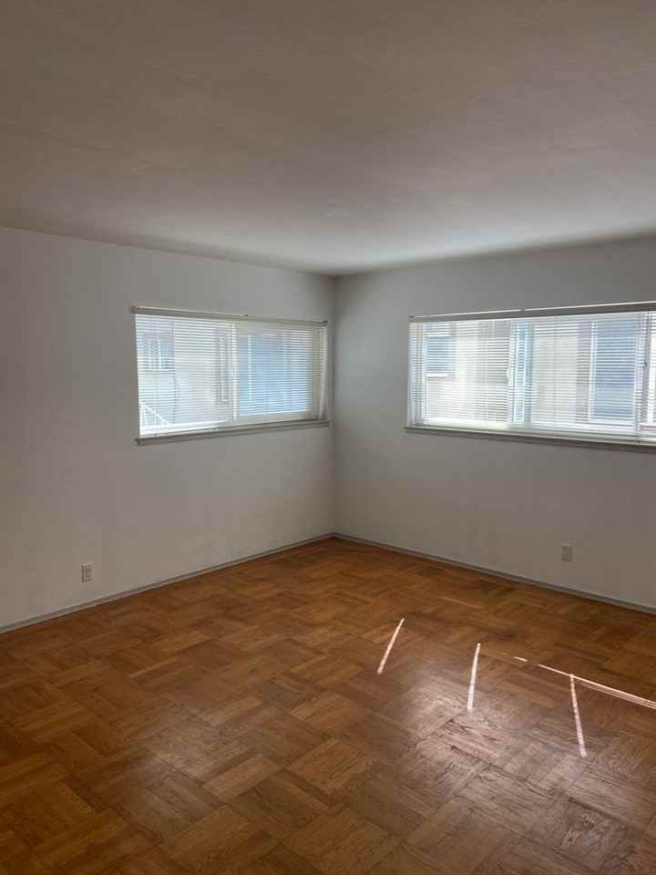 1121 El Camino Real #1 - Photo 5 of 11