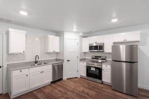 featured image of 989 E Ella Ln