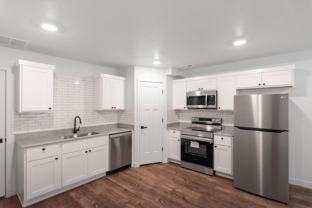 989 E Ella Ln - Photo 1 of 1