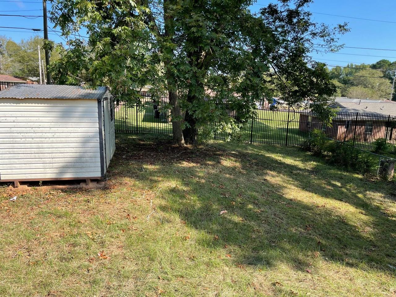 220 Vero Ct - Photo 6 of 10