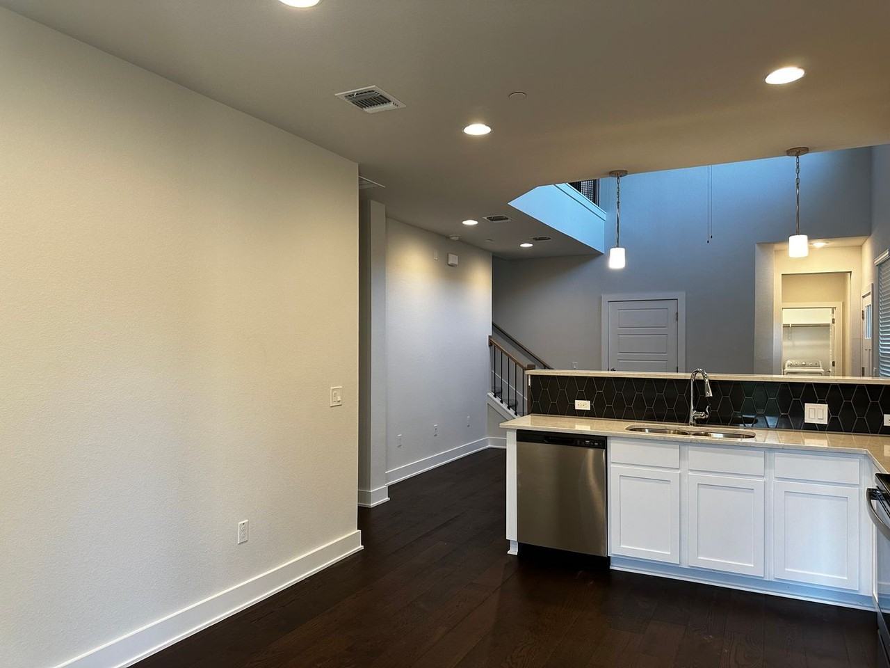 1711 Tun Tavern Trl - Photo 6 of 49