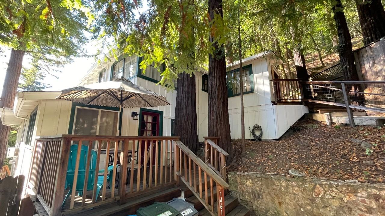 079-02 - Photo 2 of 44