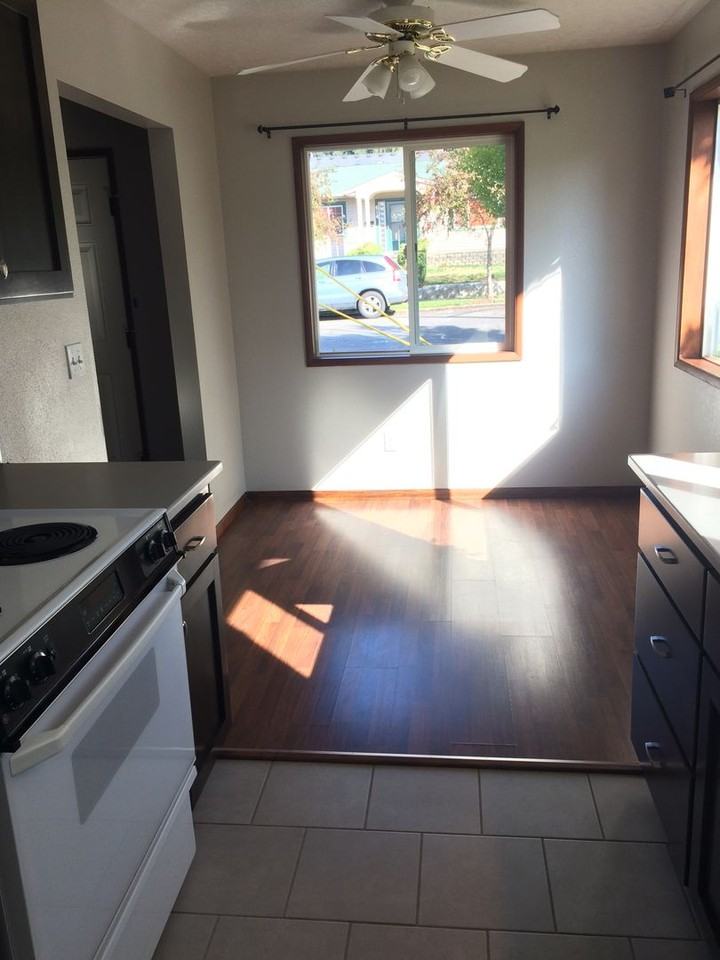 615 E 22nd St - Photo 5 of 12