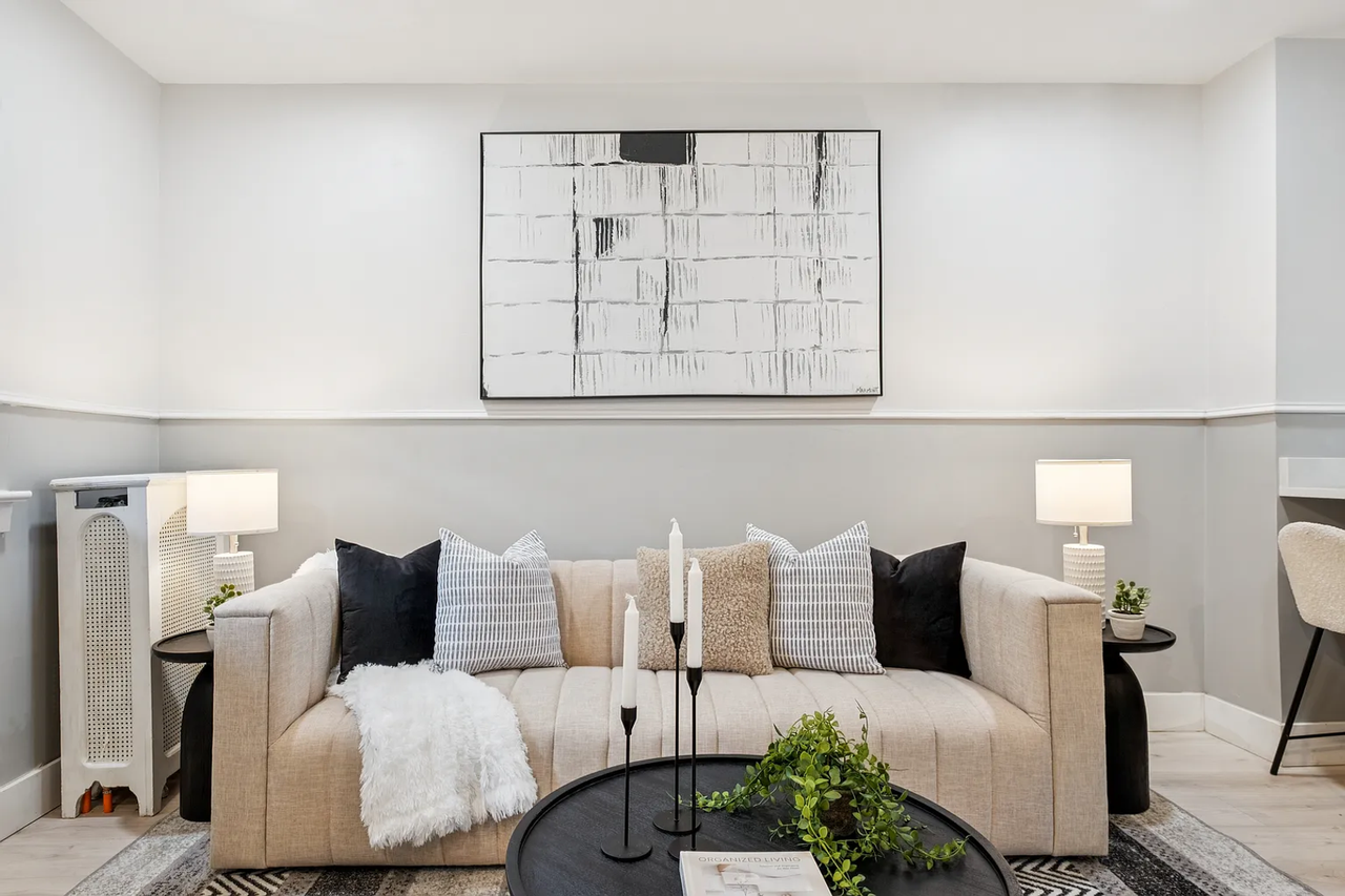 1543 S Corlies St - Photo 4 of 27