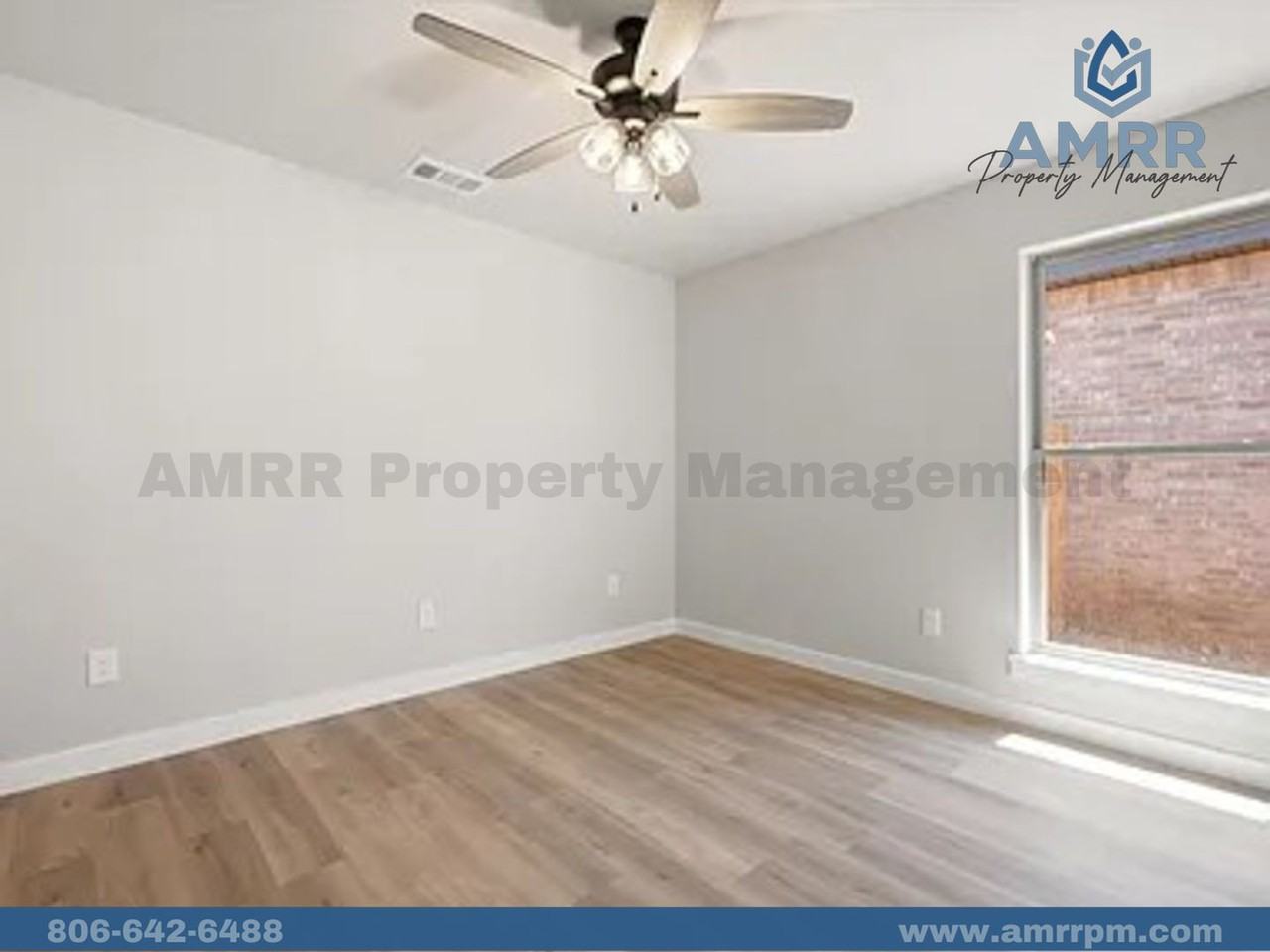 2304 Abbeville Avenue - Photo 3 of 14