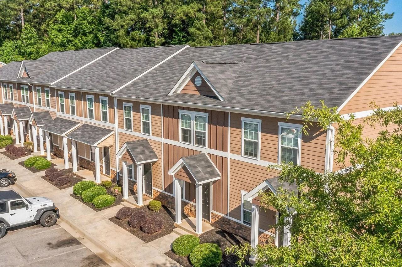 201 Adderman Dr - Photo 6 of 34