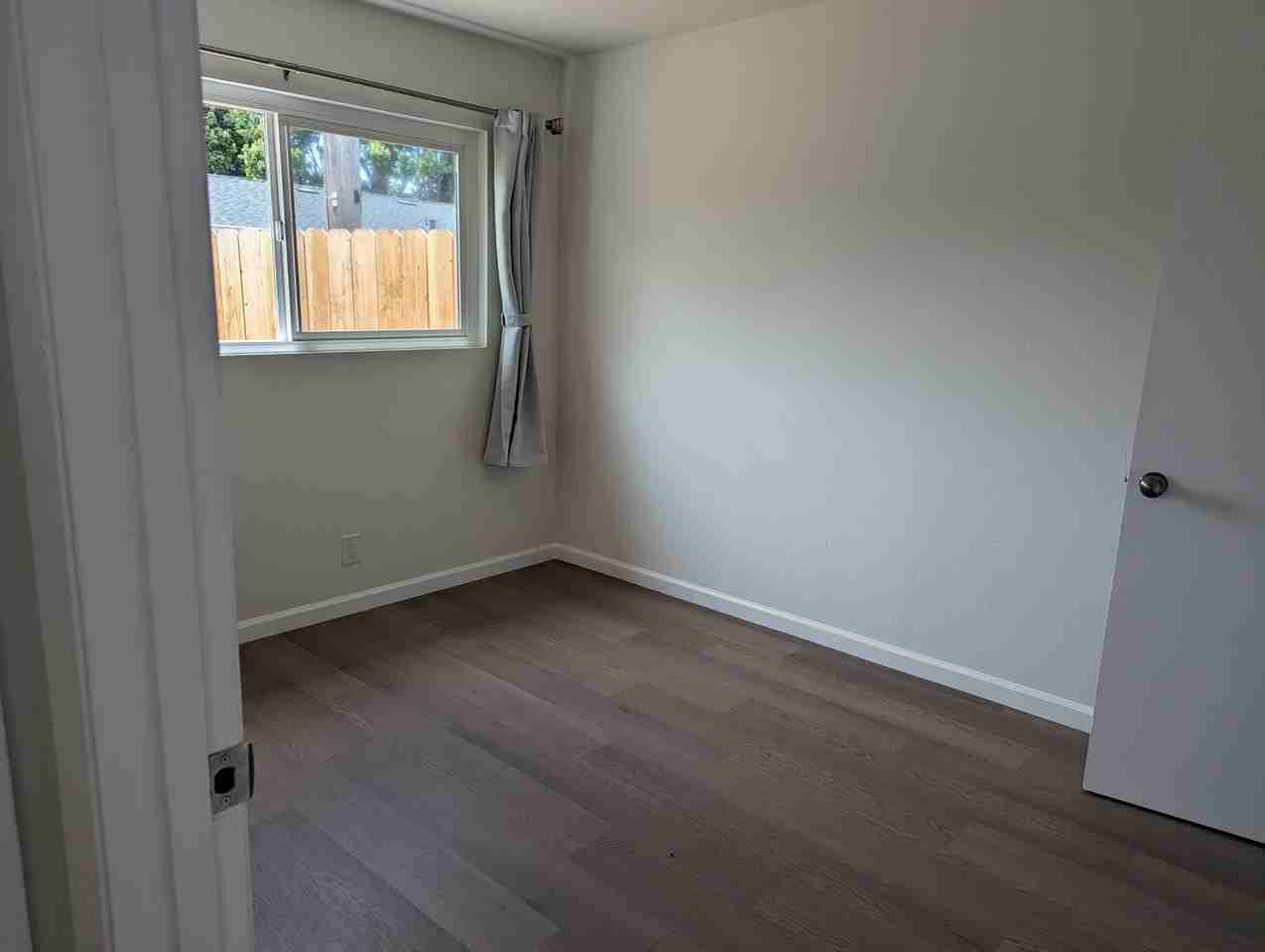 20979 Royal Avenue - Photo 3 of 13