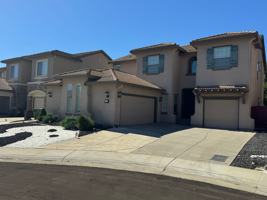 featured image of 10364 Via Cinta Ct