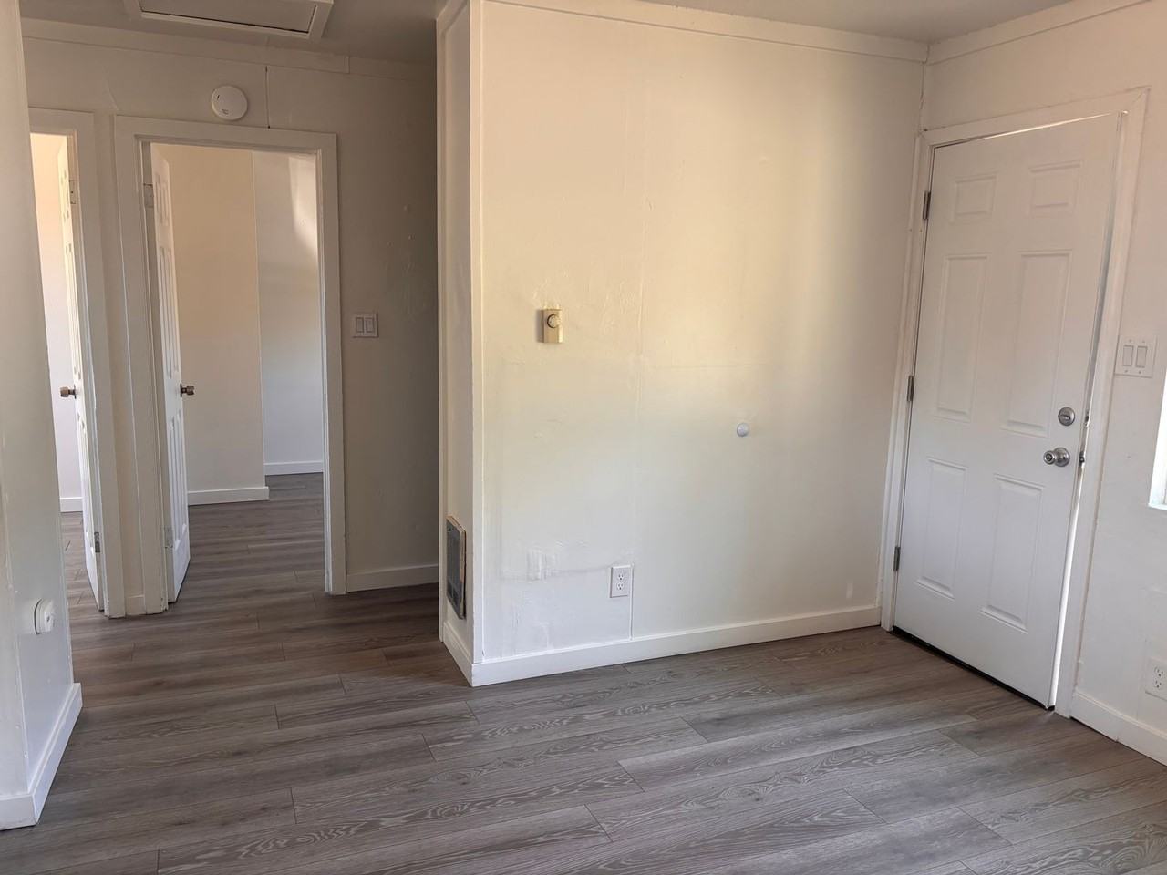 144 Onyx St - Photo 5 of 12