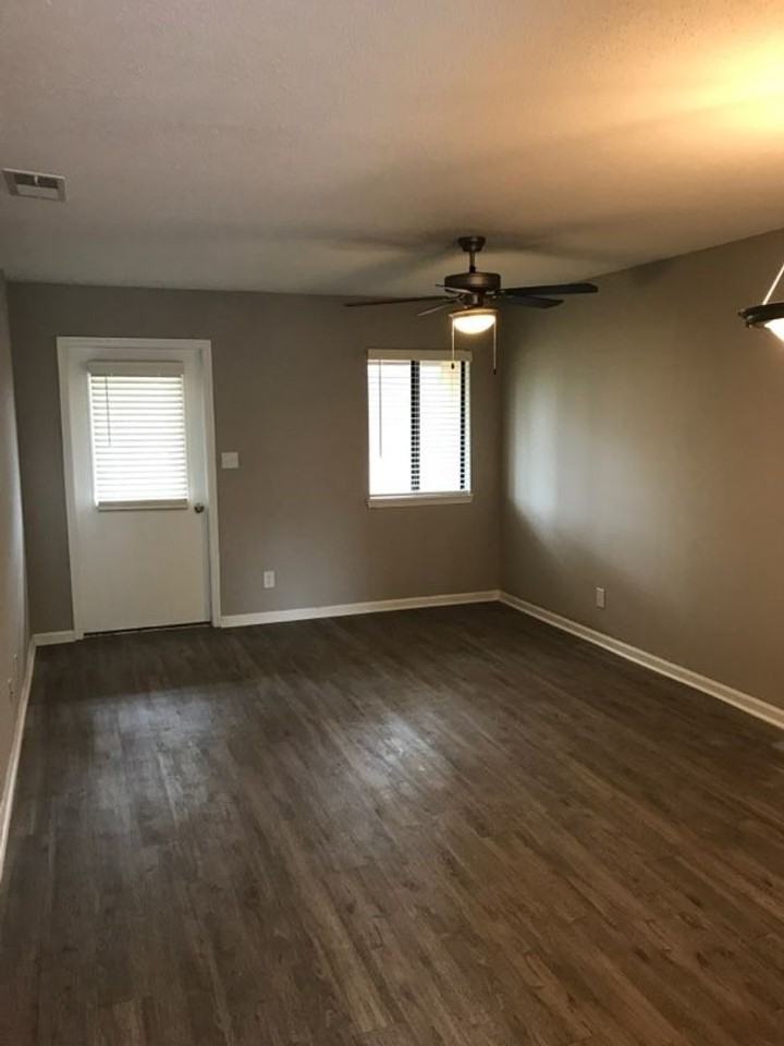 Jac Lyn Apartments - Photo 5 of 23