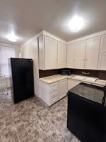 featured image of 607 N Elm St