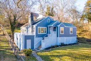 203 N Seminole Dr - Photo 1 of 1