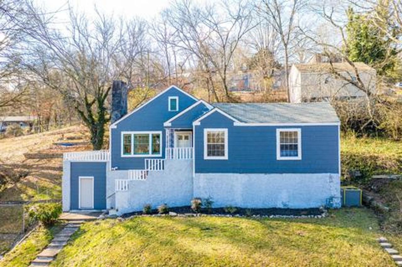 203 N Seminole Dr - Photo 2 of 20