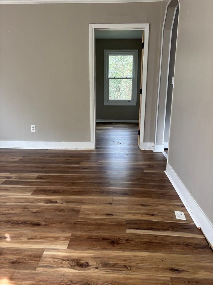204 Flora Cir #102 - Photo 4 of 7