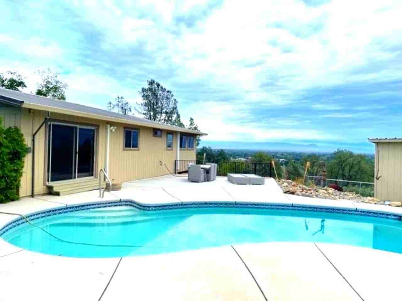 19250 Hill Street - Photo 6 of 28