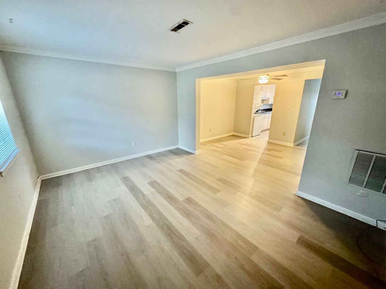 944 Maryland Ave - Photo 3 of 12