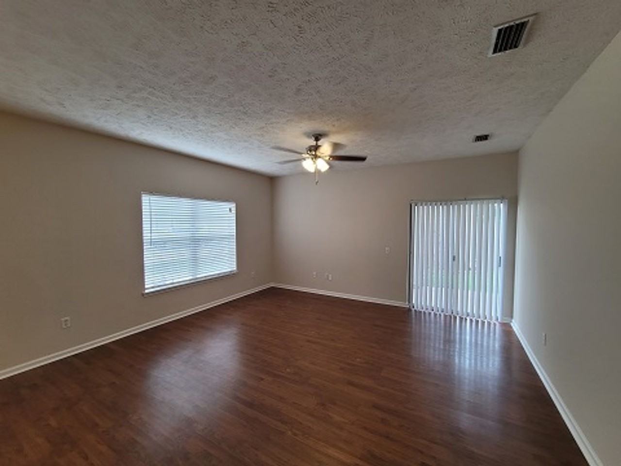 5200 Joshua Ln - Photo 2 of 12