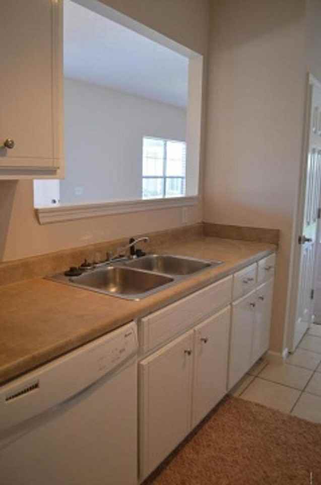 5200 Joshua Ln - Photo 5 of 12