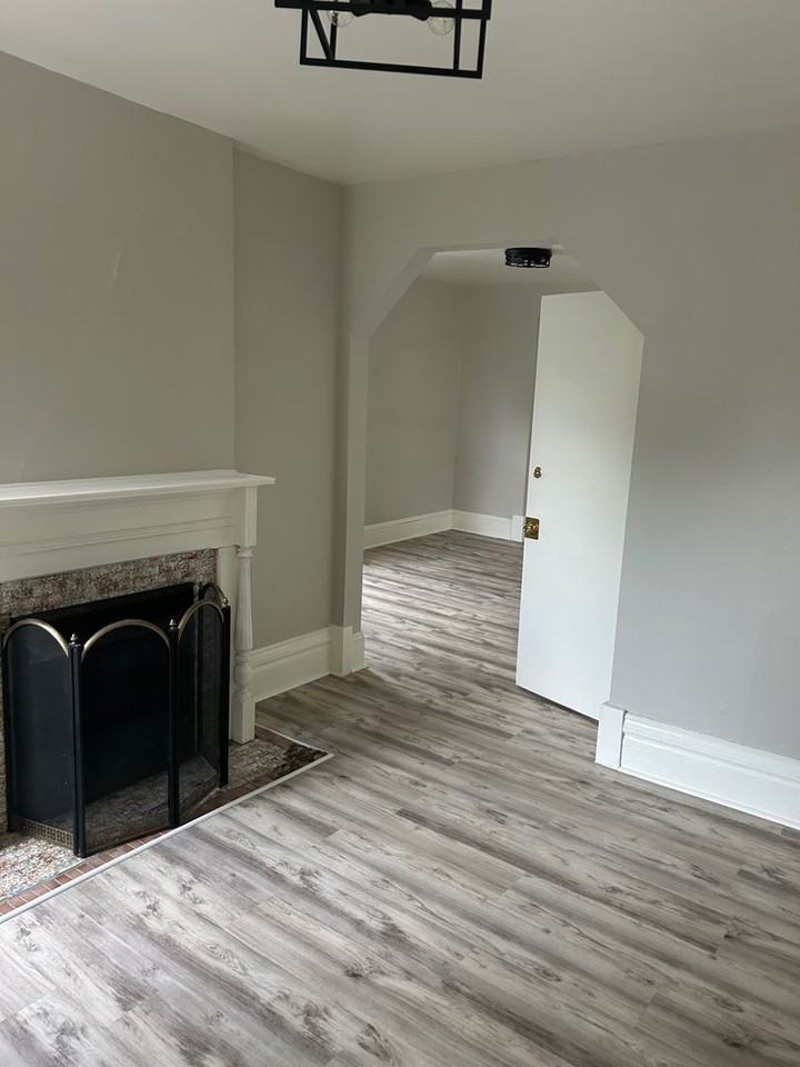 1675 N Marshall St - Photo 3 of 18