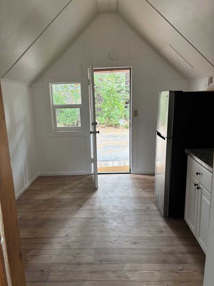 2815 Lake Forest Rd #8 - Photo 4 of 7