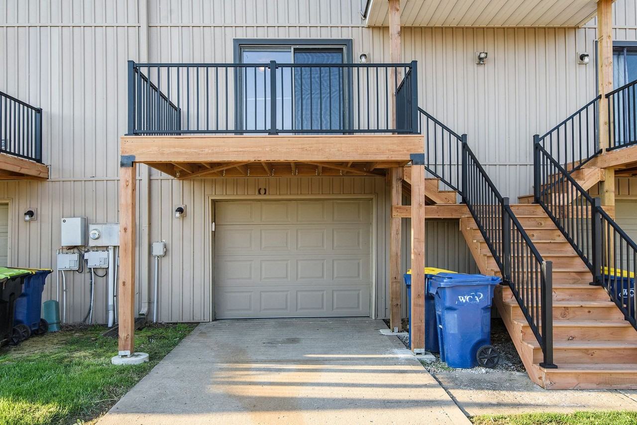 217 Stonebridge Ln - Photo 2 of 18